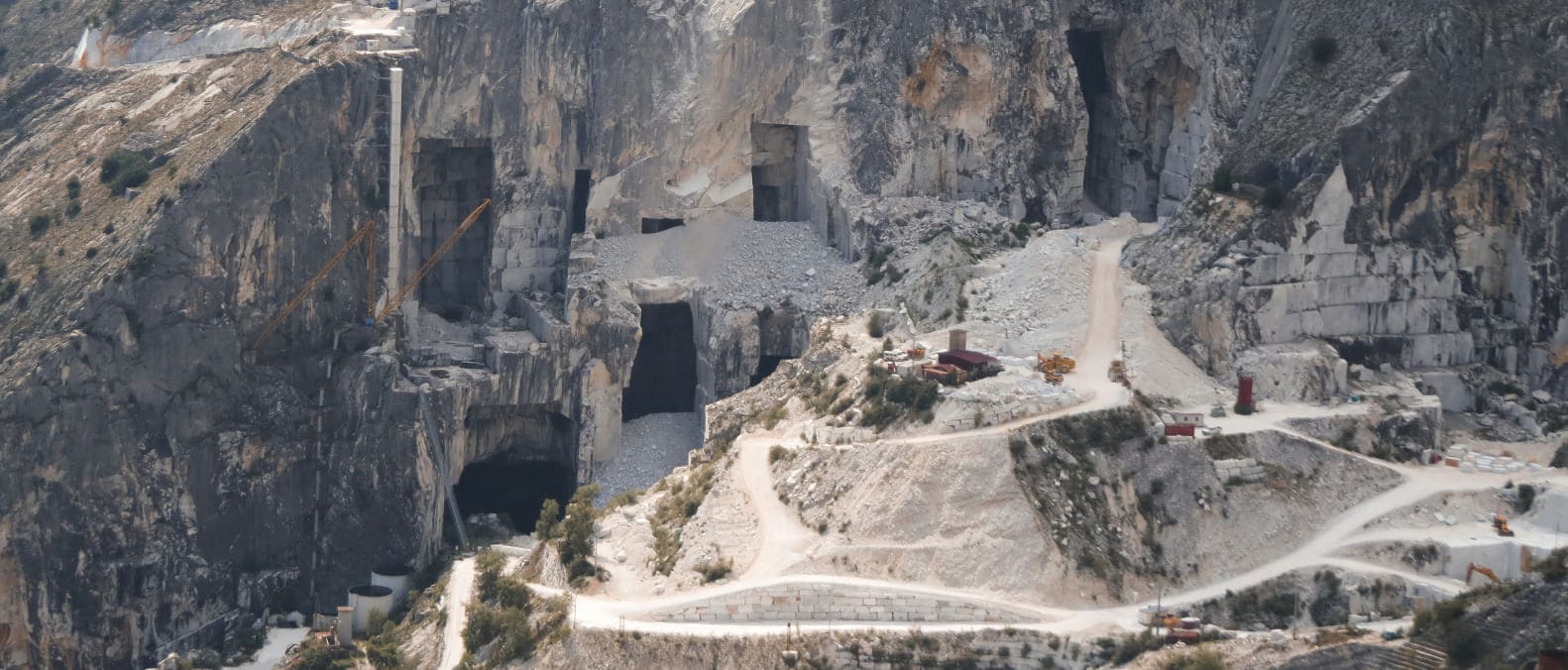 Falcon Trading and Logistic Carrara Marble